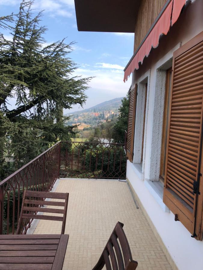 Ferienwohnung Casa Patrizia Torri Del Benaco Exterior foto