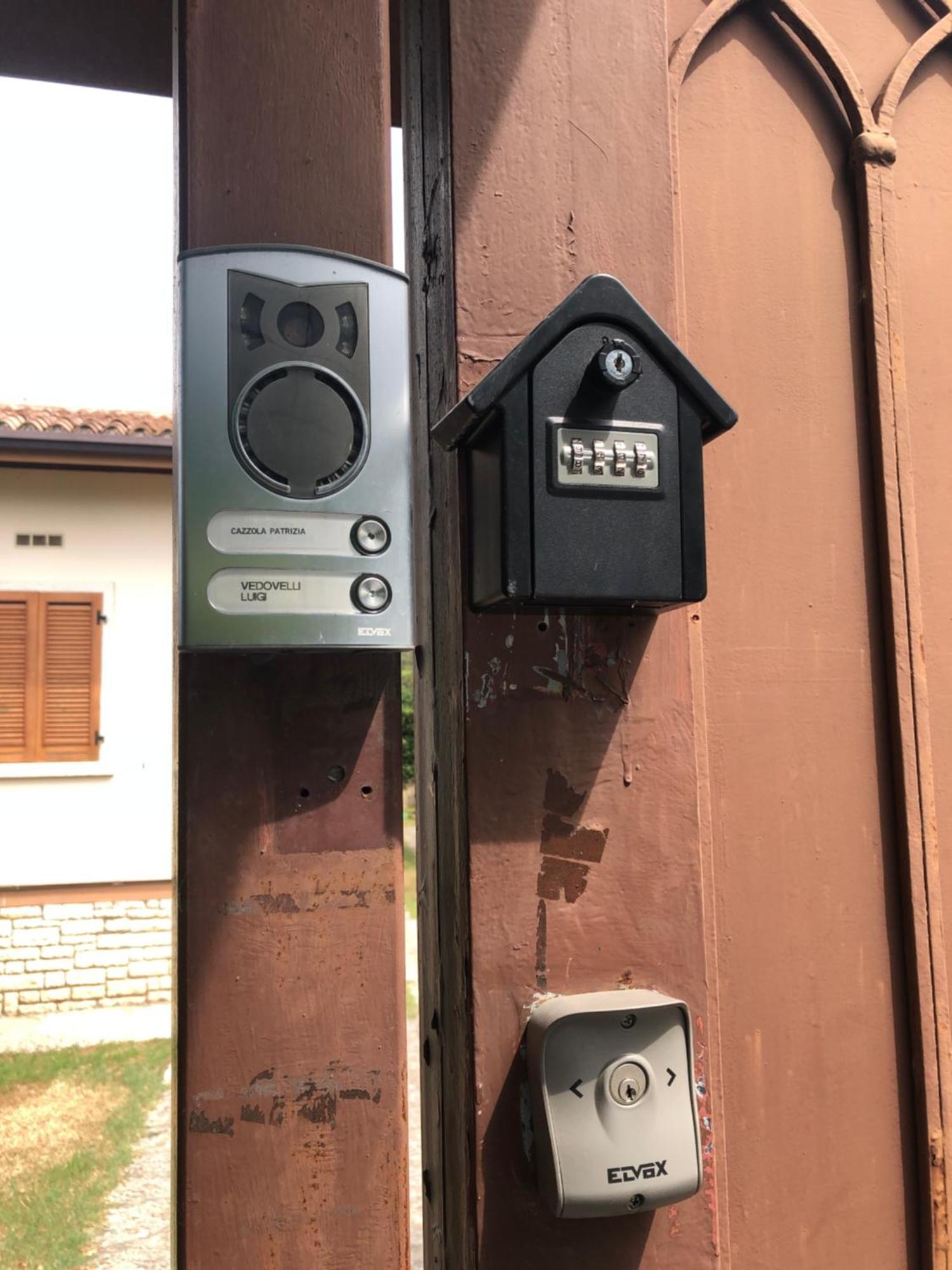 Ferienwohnung Casa Patrizia Torri Del Benaco Exterior foto