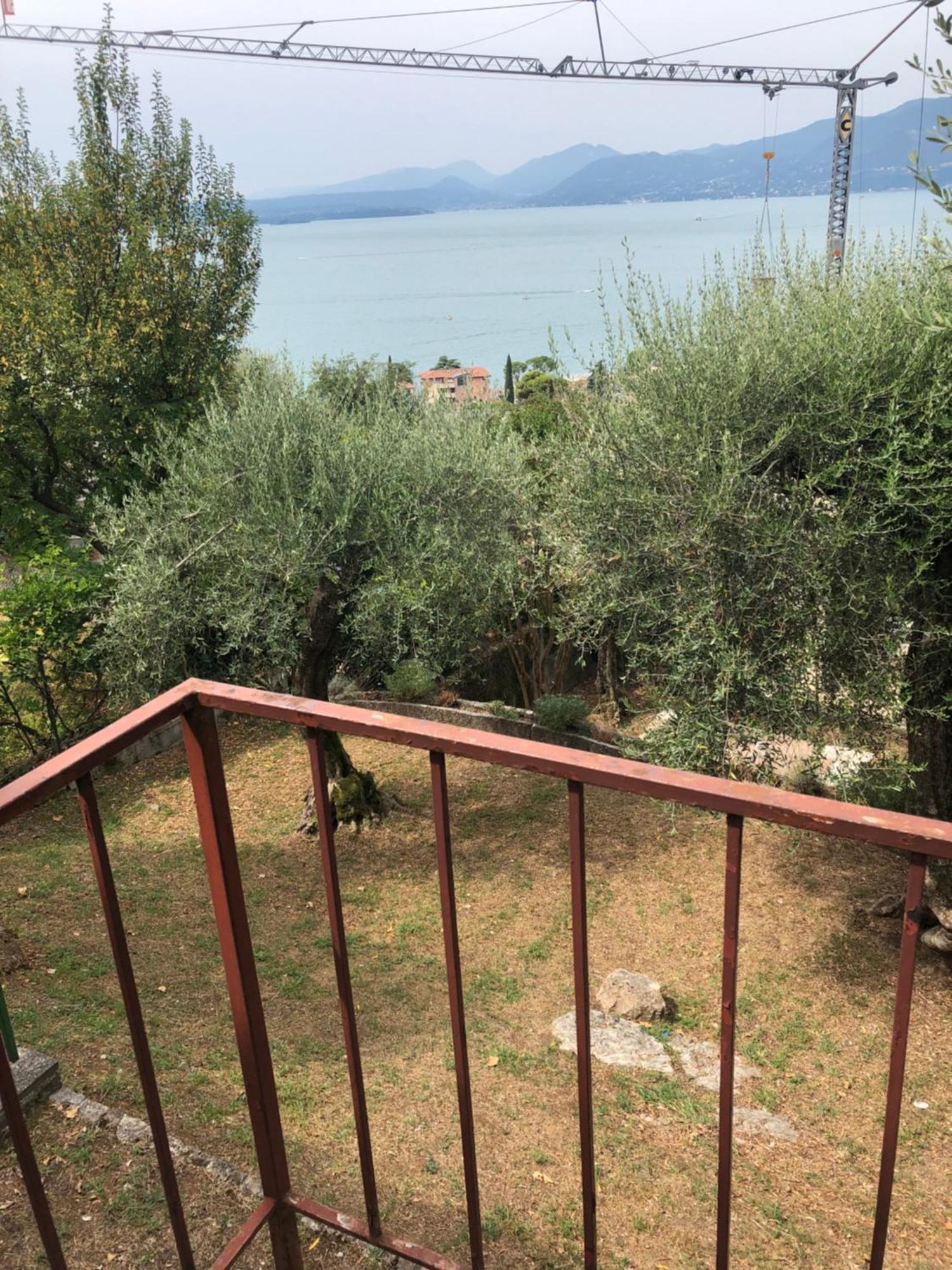 Ferienwohnung Casa Patrizia Torri Del Benaco Exterior foto